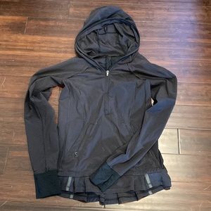 Lululemon reflective hooded half zip jacket 4